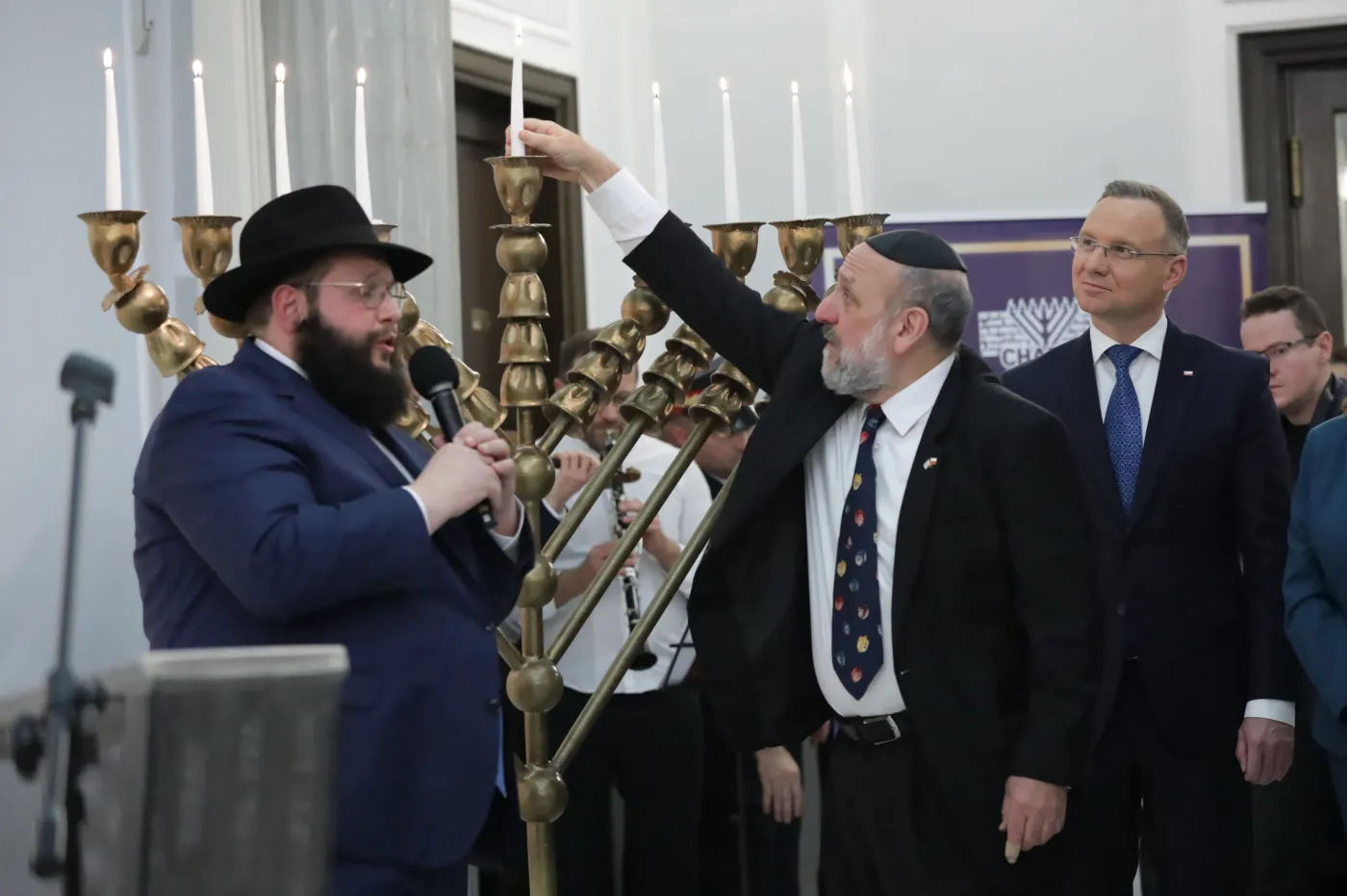 Rabin Schudrich w Sejmie: Nie mogą zgasić naszego światła, ponieważ stoimy razem