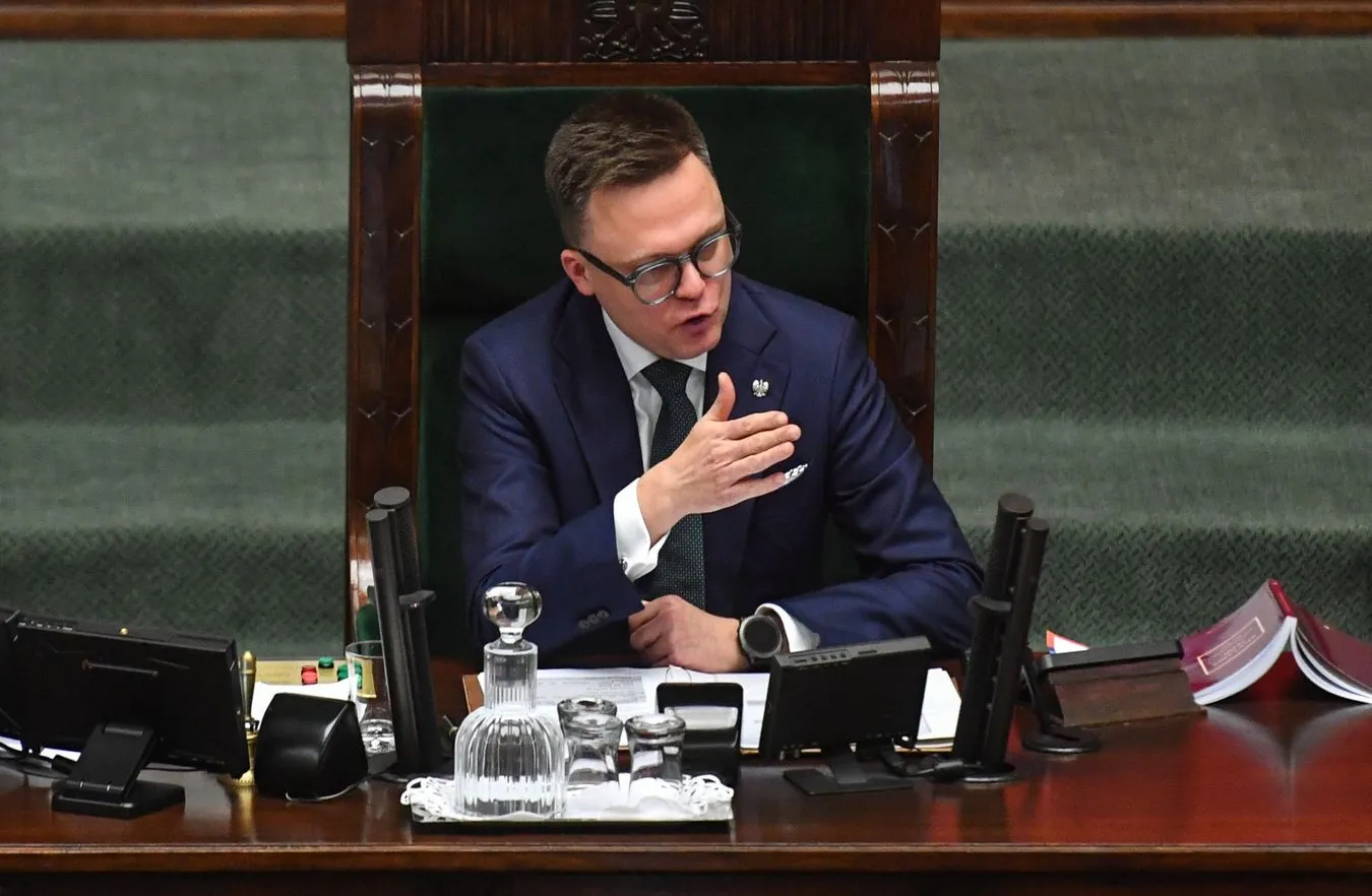 Marszałek Hołownia wyda postanowienie o wygaszeniu mandatów Kamińskiemu i Wąsikowi