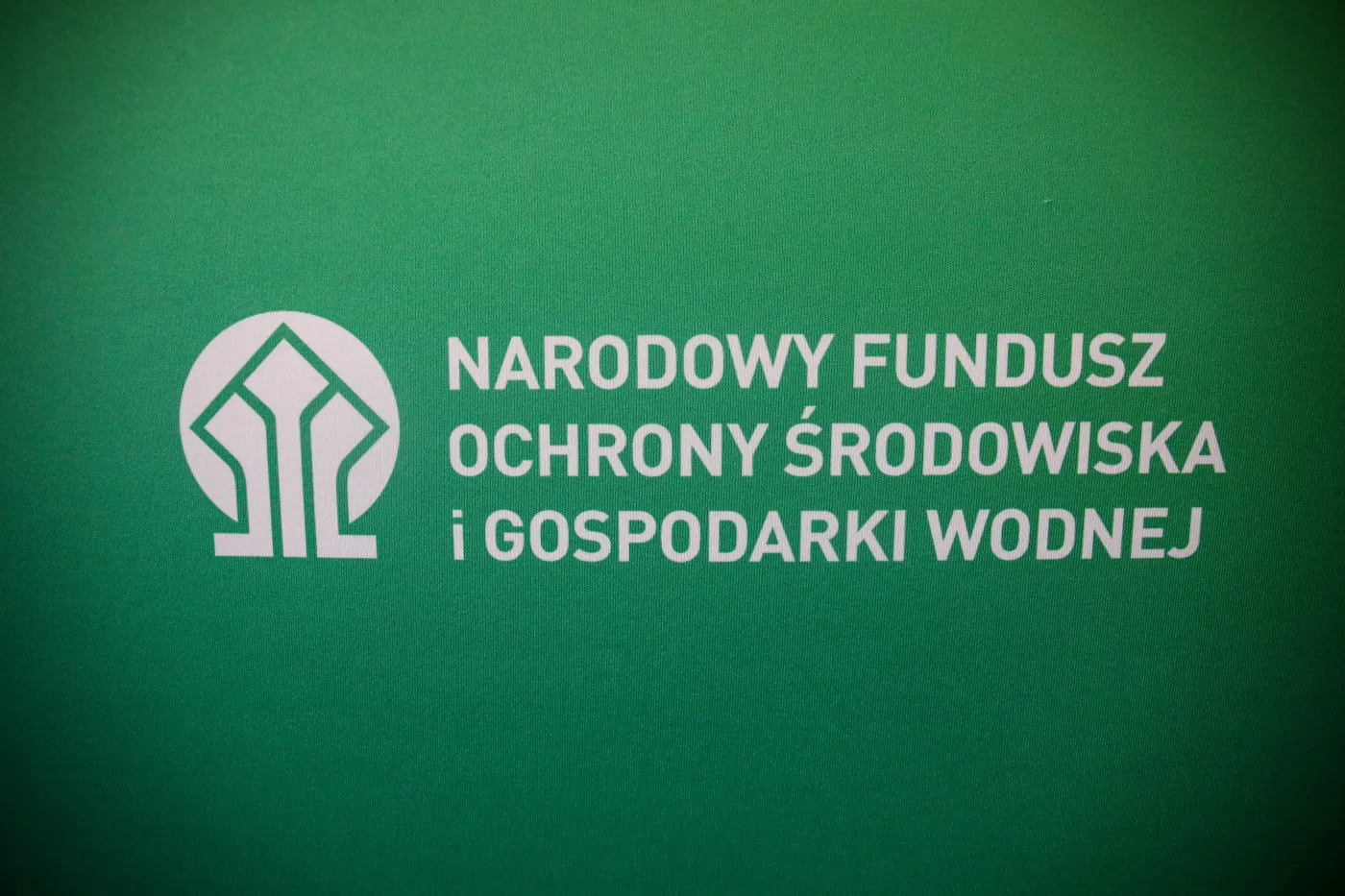 Możliwy brak dotacji dla pieców gazowych. Co dalej z programem "Czyste powietrze"? [WYWIAD]