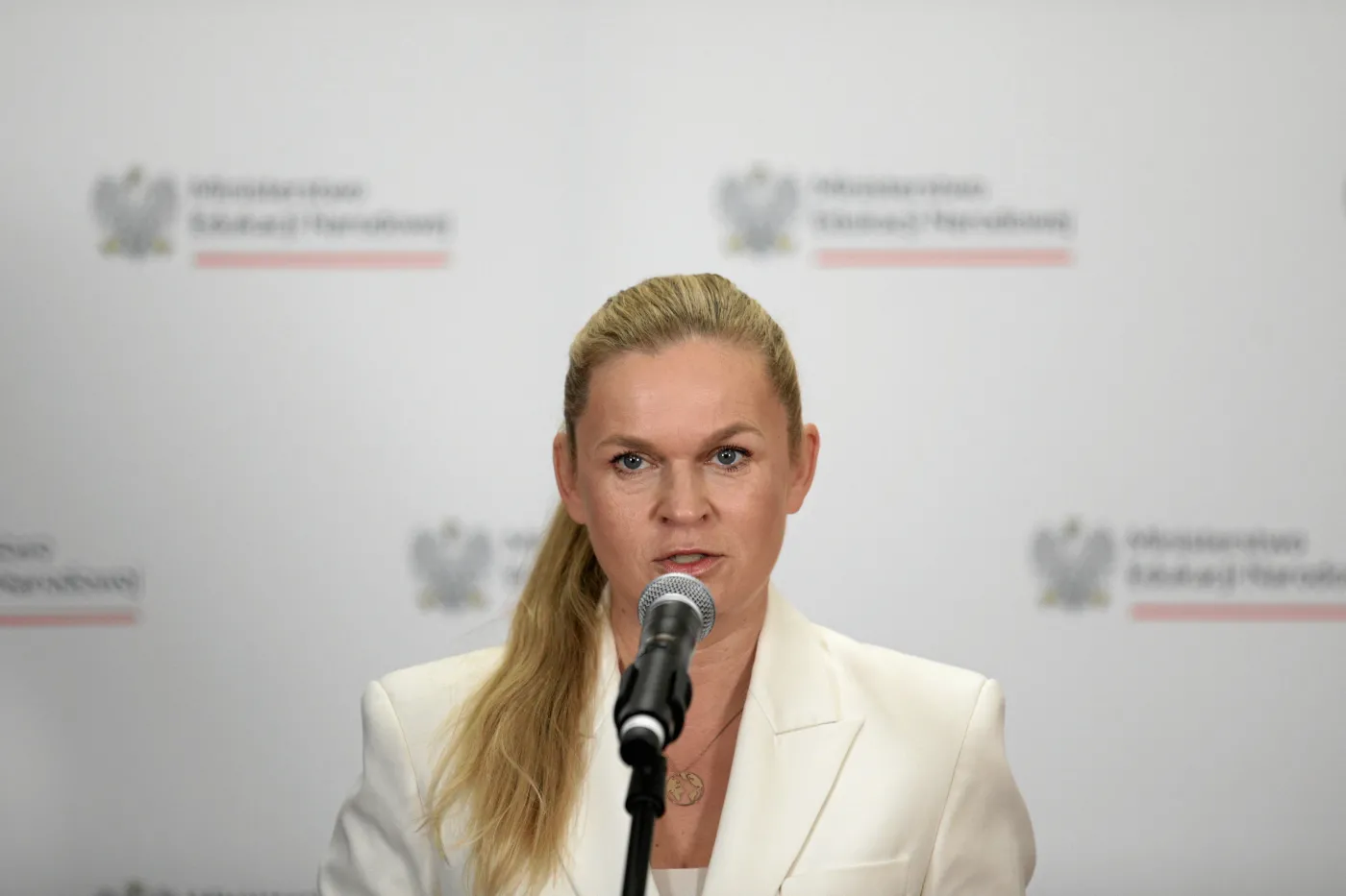 Awantura o religię w szkole. Prawnicy: Rozporządzenie z wadą prawną