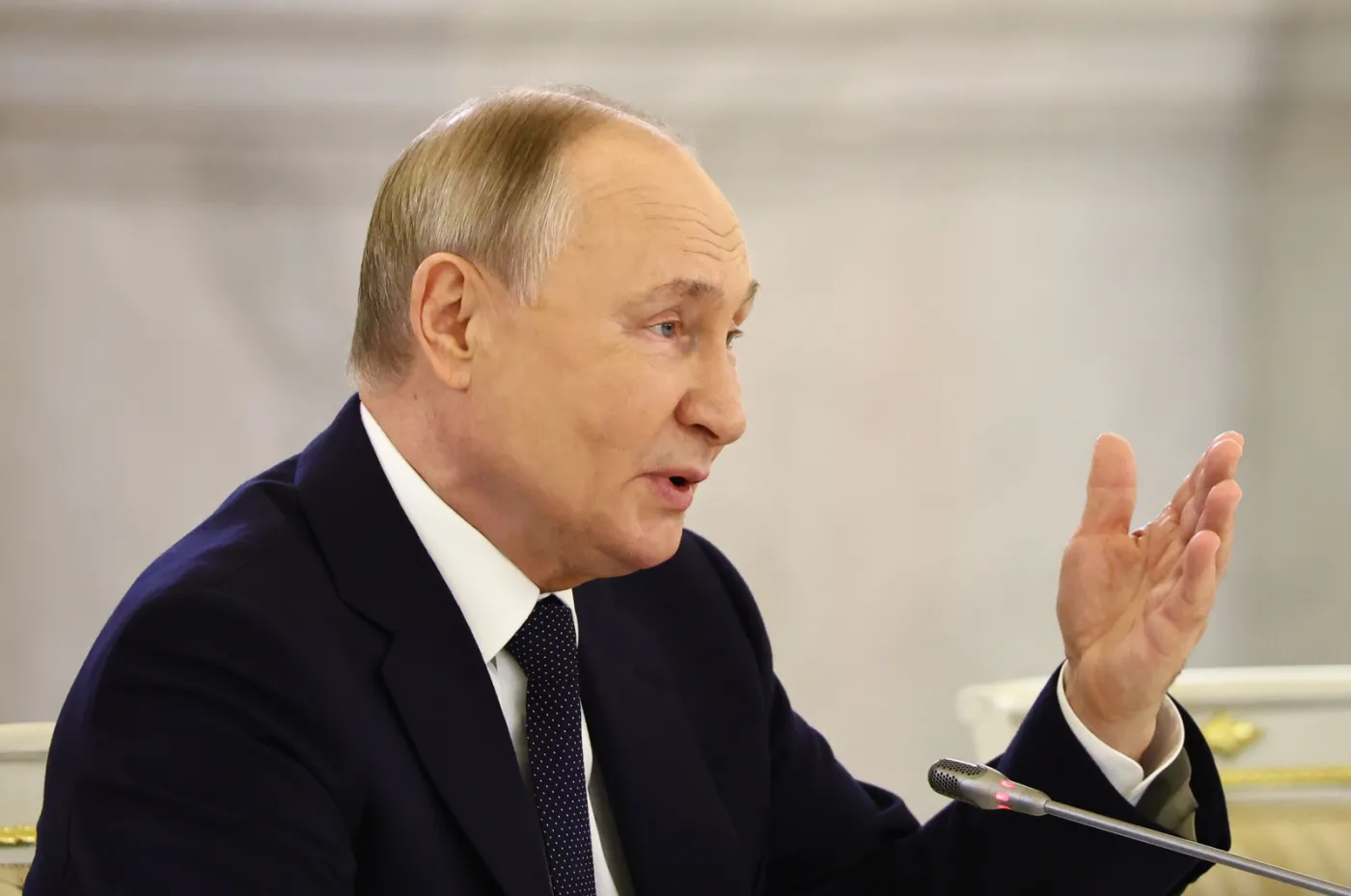 Reżim Kimów rusza na pomoc Putinowi
