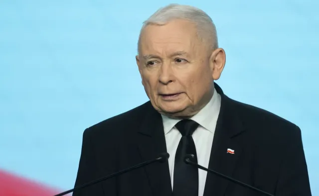 Kaczyński: W Smoleńsku doszło do zamachu dokonanego na zlecenie Putina