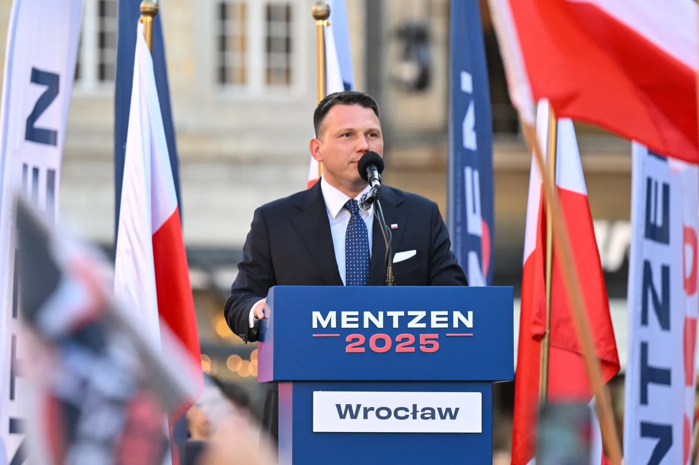 Mentzen o państwie budowanym przez polityków PO i PiS: Jest z kartonu i na trytytki