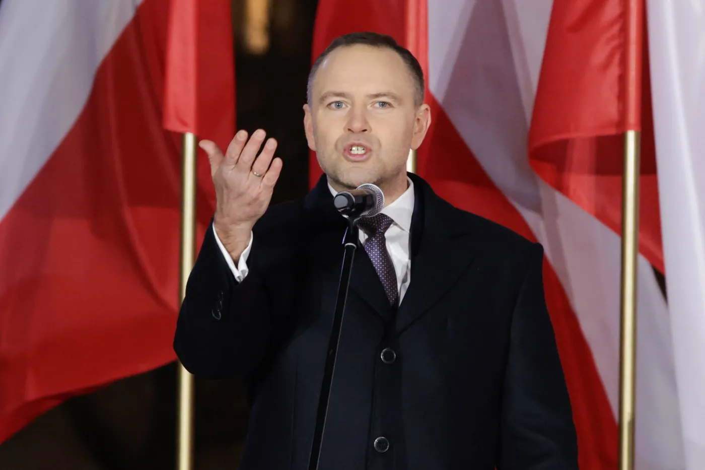 Prezydent stawia veto w ciemno? Spór o nowe prawo dla par