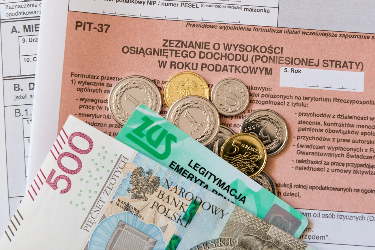 PIT-11A a PIT-40A – różnice i zasady rozliczenia świadczeń z ZUS