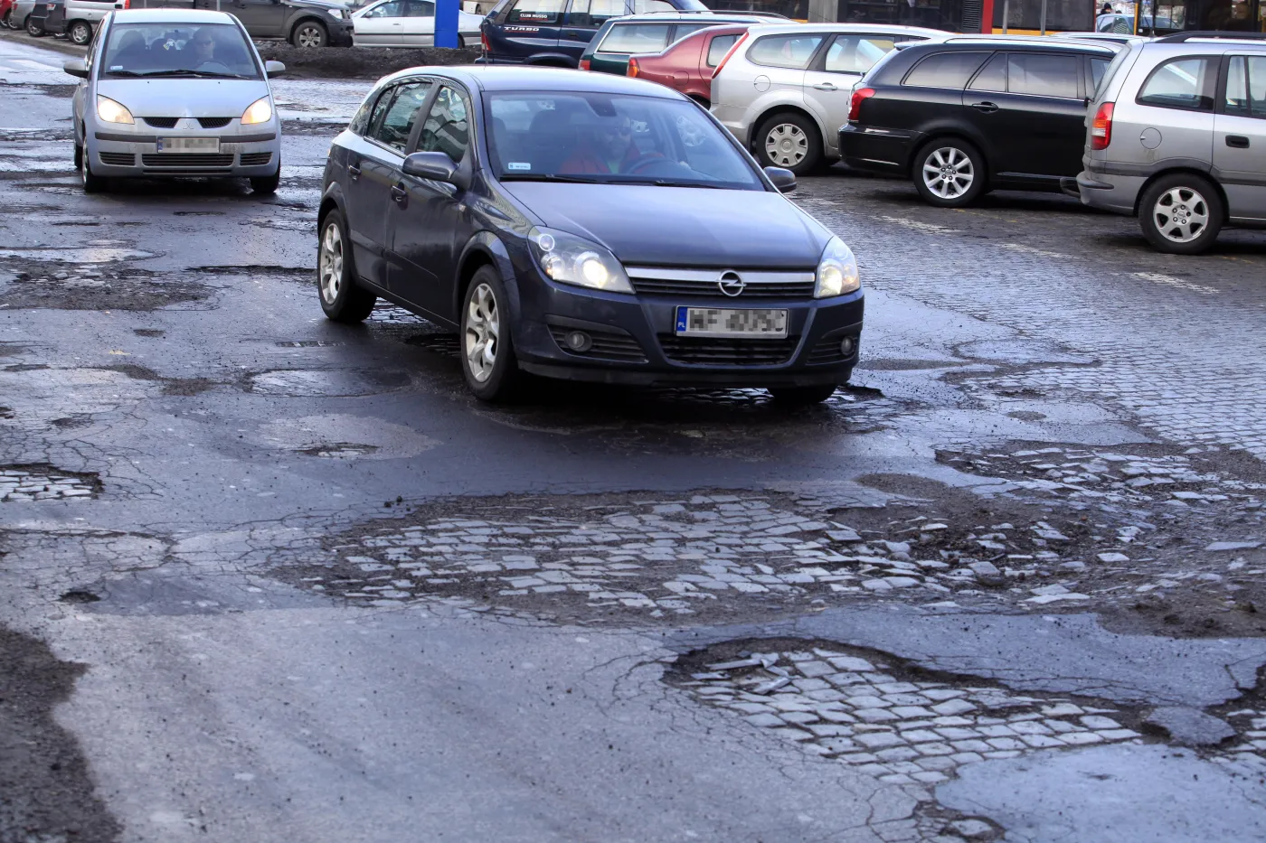 Kierowcy dostaną odszkodowanie za dziury w drodze. Wystarczy prosty formularz