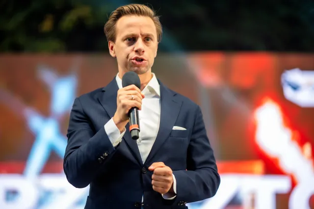 Bosak: Czarnek nam nie zaszkodzi. Między nami a PiS jest przepaść [ROZMOWA]