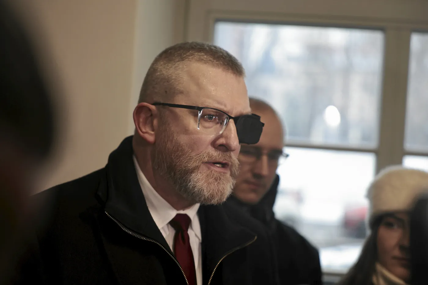 Grzegorz Braun stawił się na przesłuchanie w prokuraturze ws. pozbawienia wolności lekarki