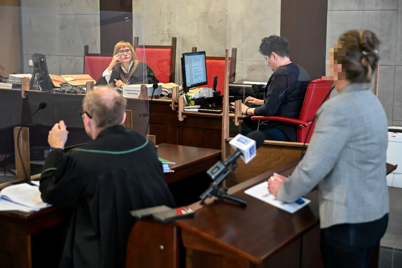 Proces pielęgniarki ze Szczecinka: Sąd wznowił przewód ws. fałszywych szczepień