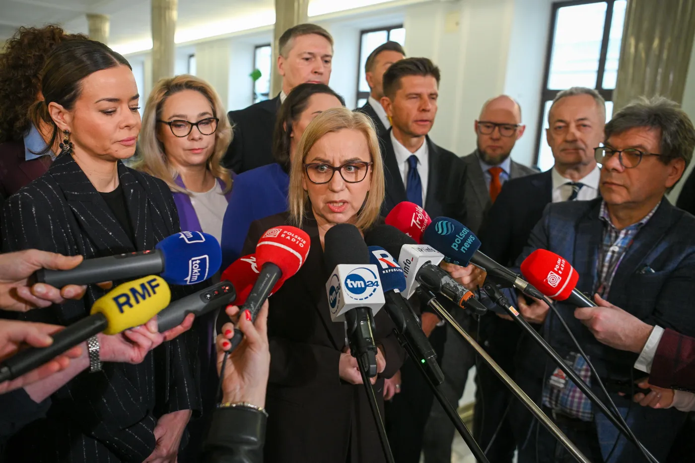 Klub Centrum składa dokumenty do sądu. Rusza budowa nowej struktury po rozłamie Polski 2050