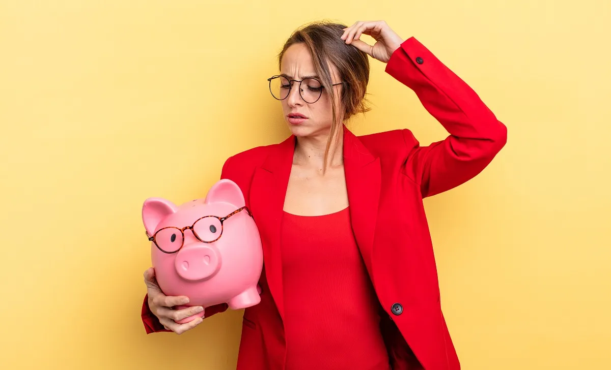 Badanie: kobiety oszczędzają więcej niż mężczyźni, ale odczuwają przy tym większy stres