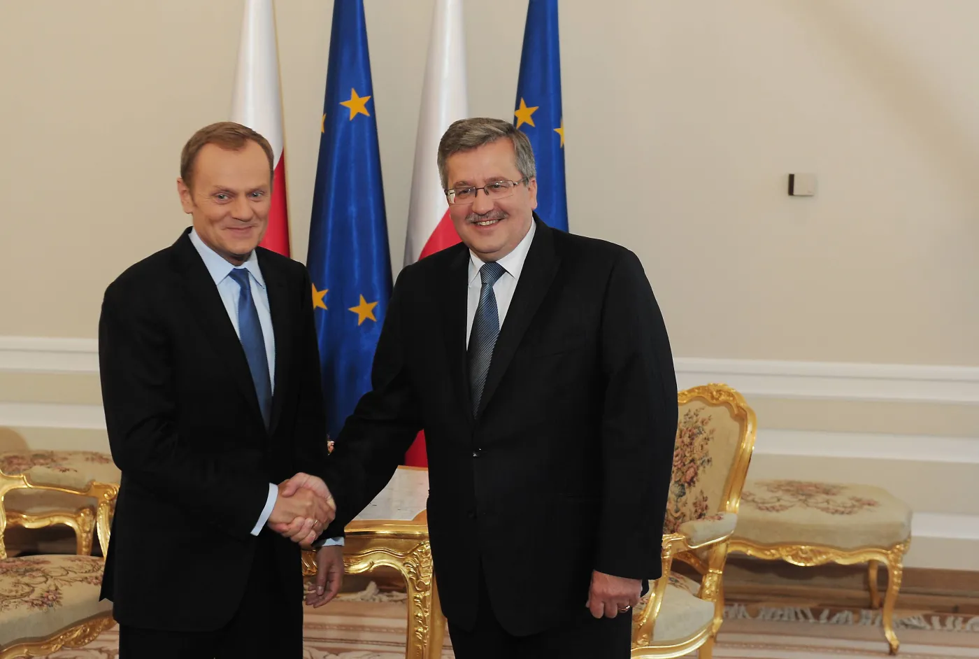 CBOS: Tusk i Komorowski politykami roku