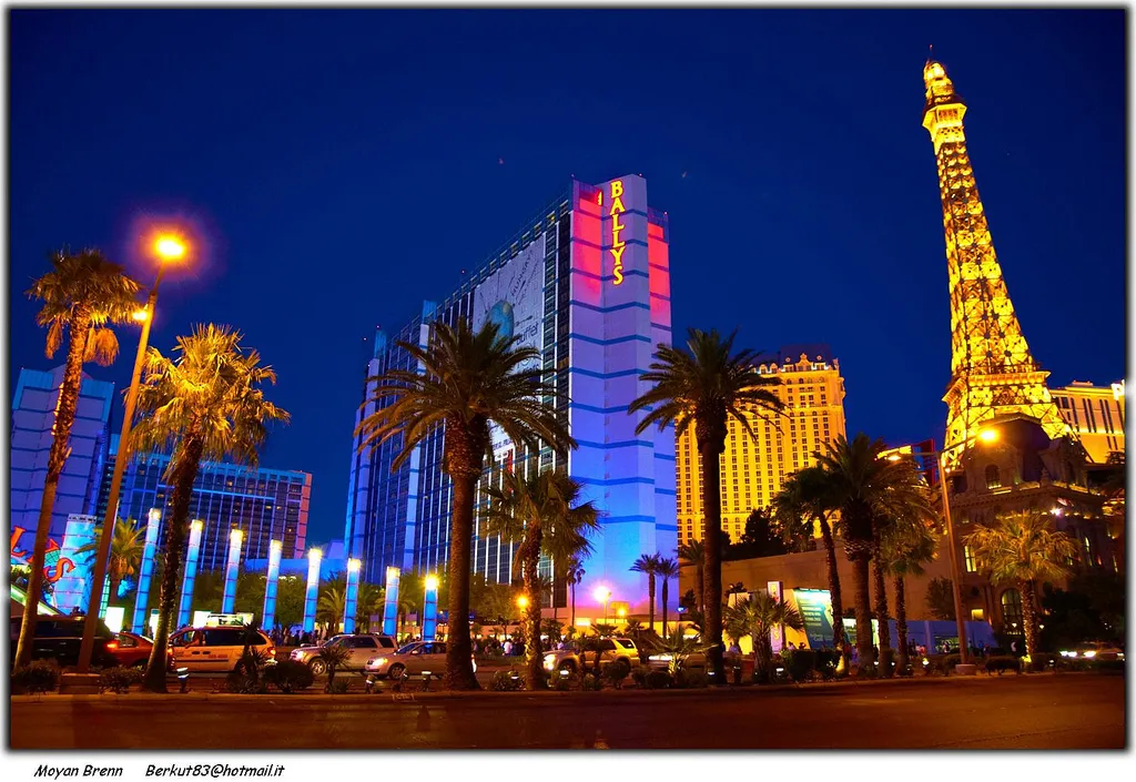 718046-lasvegasmoyan-brenn.jpg