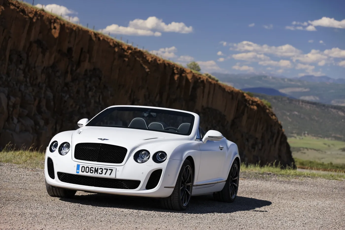 436921-whitesatin-010-2.jpg