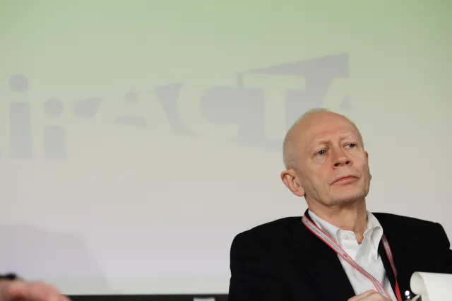 Minister Boni trafił na margines: Resort cyfryzacji się rozrasta i traci swoje kompetencje