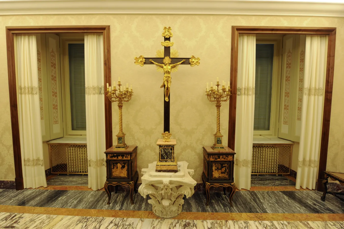 1227174-castel-gandolfo-6.jpg