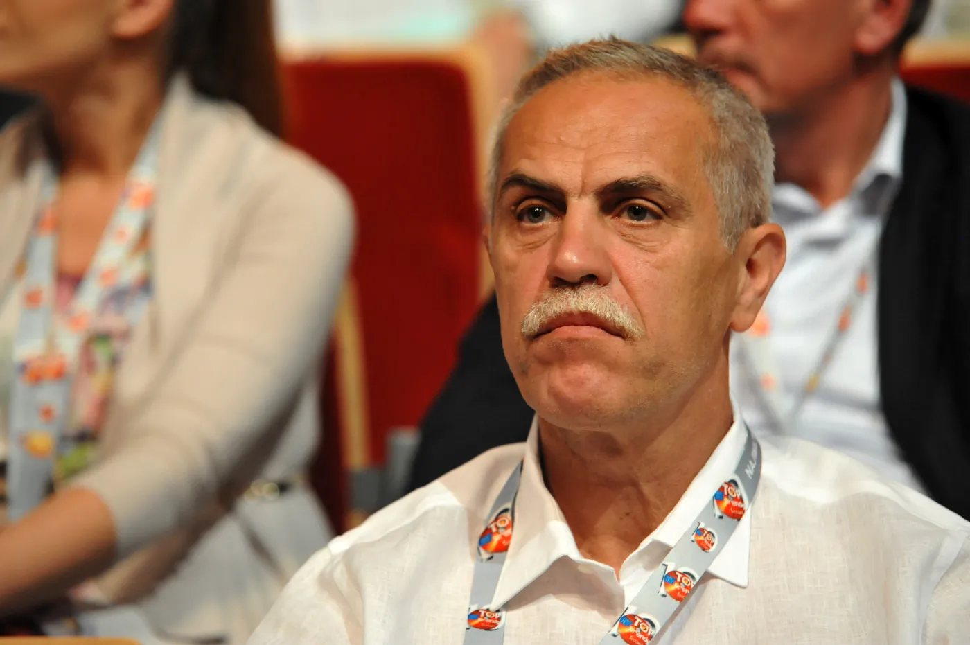Solorz-Żak podważa wyniki przetargu na szybki internet