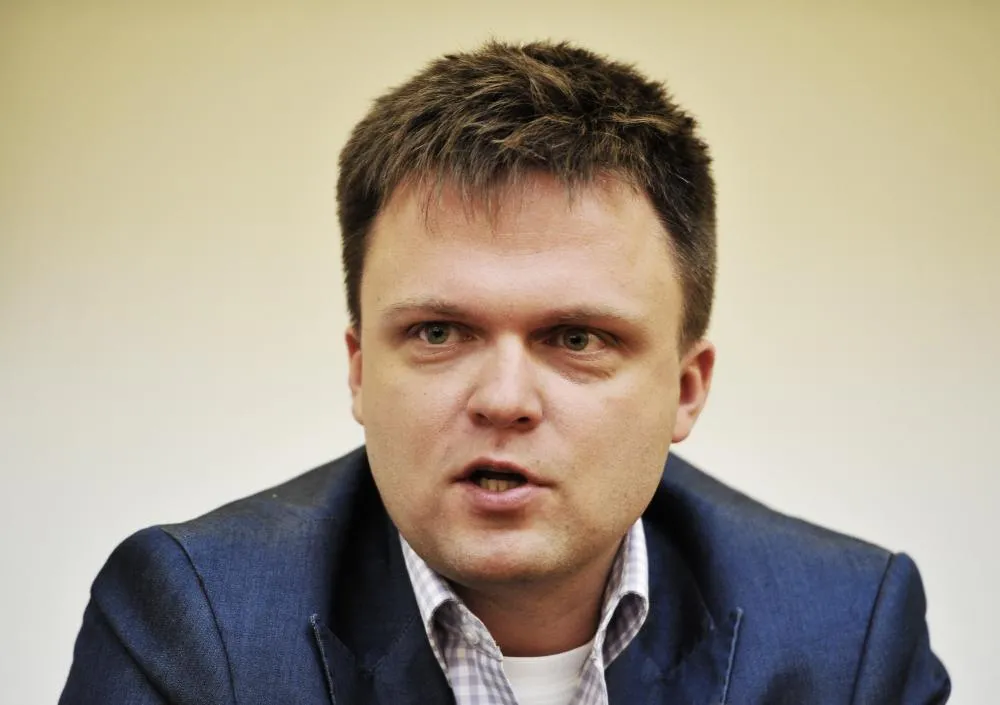 Hołownia odchodzi z "Wprost" z powodu in vitro: Mainstream relegował mnie ze swych szeregów