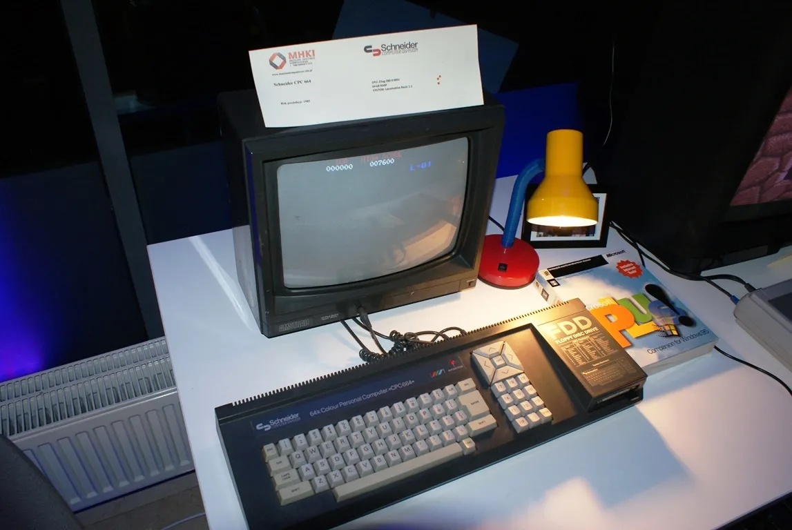 1527064-schneider-cpc-664.jpg