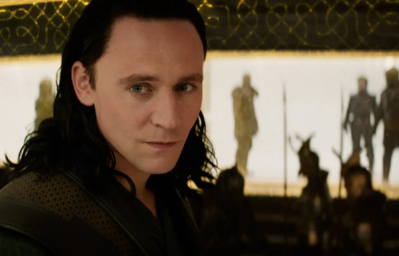 1546946-thor-mroczny-swiat.jpg