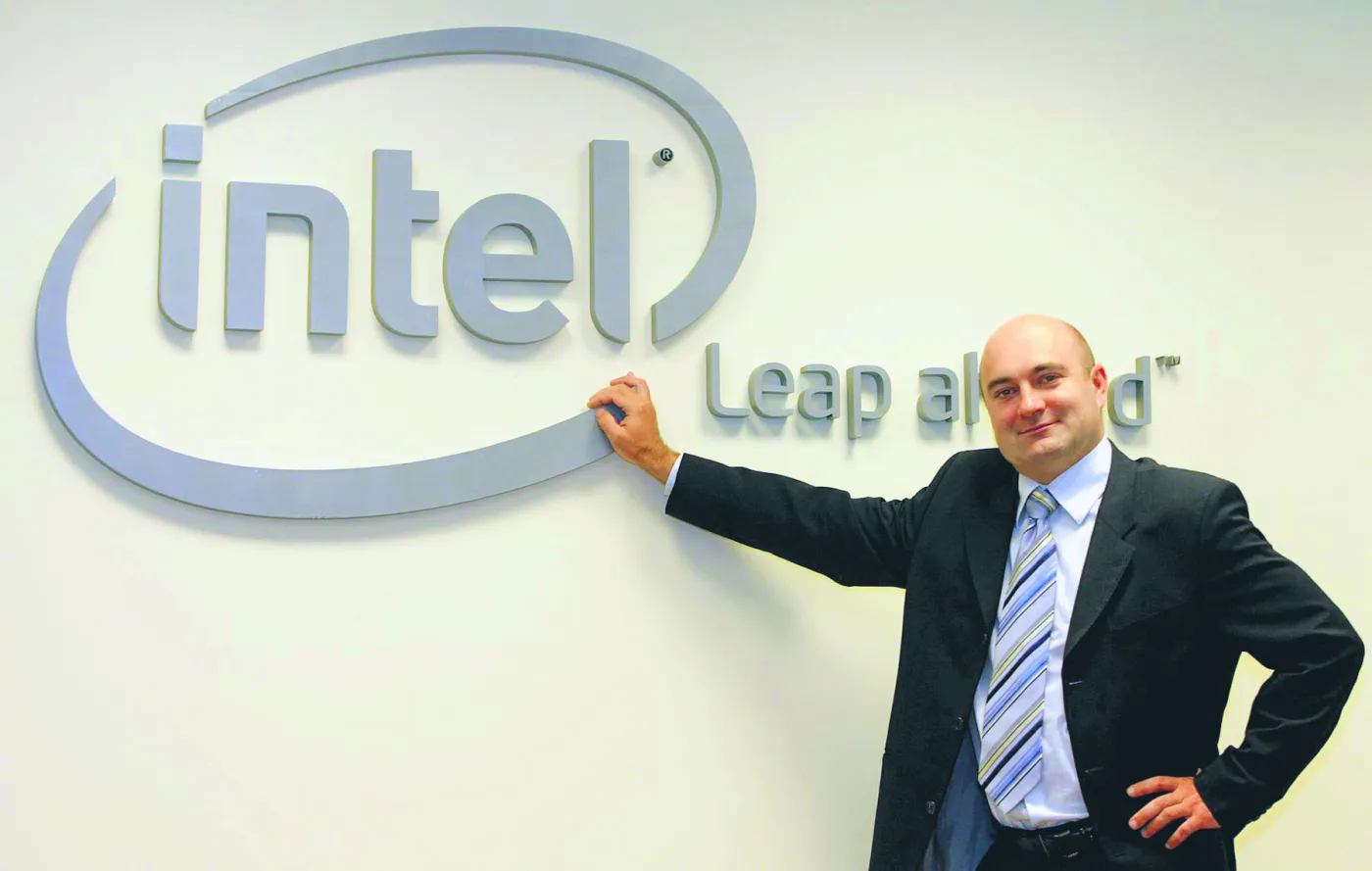 Intel zapowiada walkę o rynek smartfonów