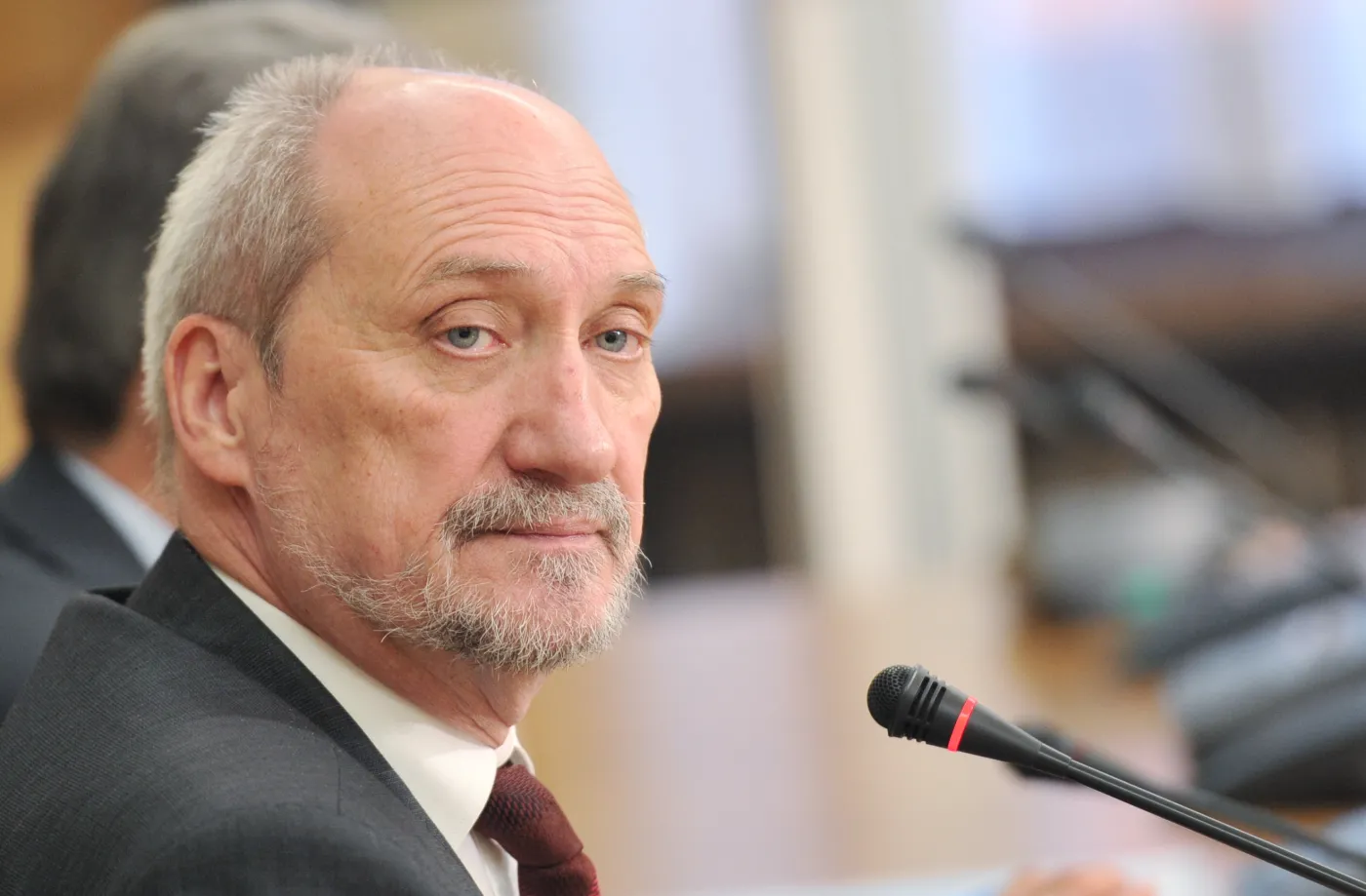 ABW chce ścigać Macierewicza. Jest donos na wiceszefa PiS