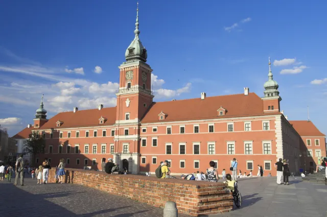 Gronkiewicz-Waltz wstrzymała budowę biurowca na Placu Zamkowym. Przyjadą eksperci UNESCO
