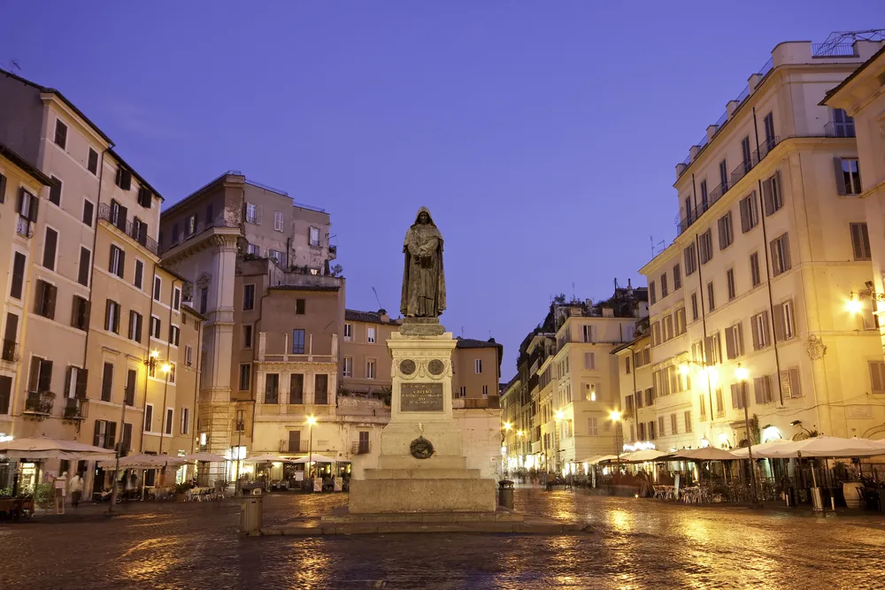 1309647-campo-dei-fiori.jpg