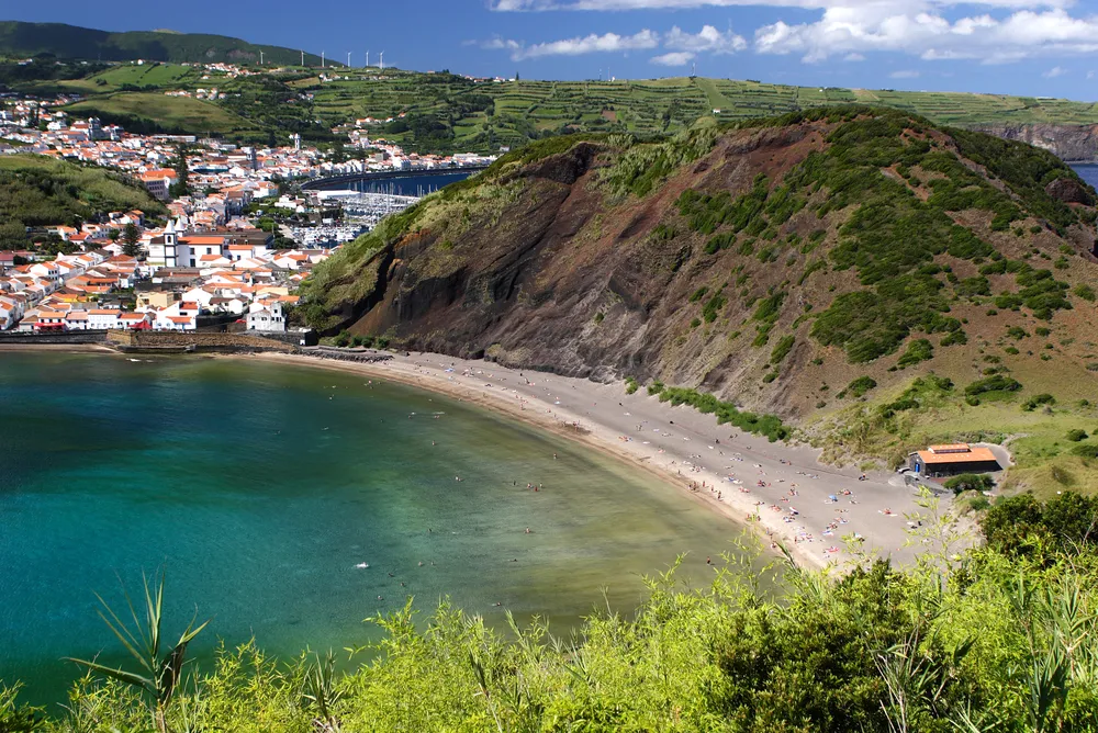 1361724-porto-pim-beach.jpg