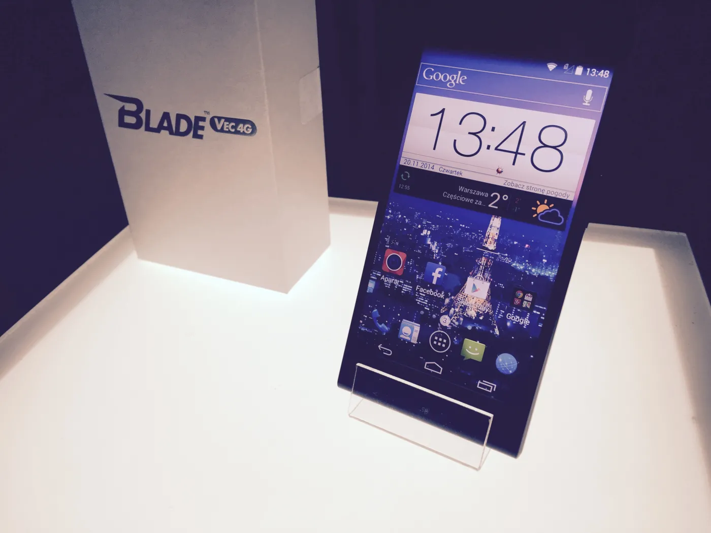 ZTE prezentuje nowe modele Blade Vec 4G i 3G. Chce powalczyć o rynek SIM free