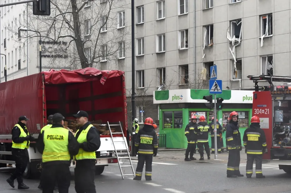 Ekspolozja gazu w centrum Warszawy. Zakończyła się akcja w kamienicy, nikt nie został pod gruzami