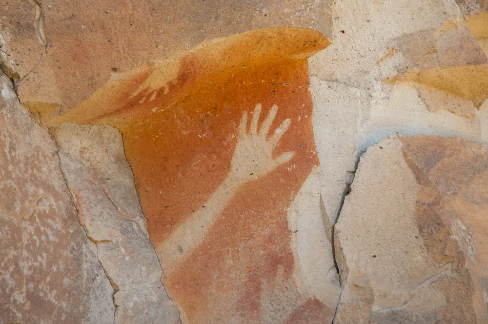 2083696-grotte-de-lascaux.jpg