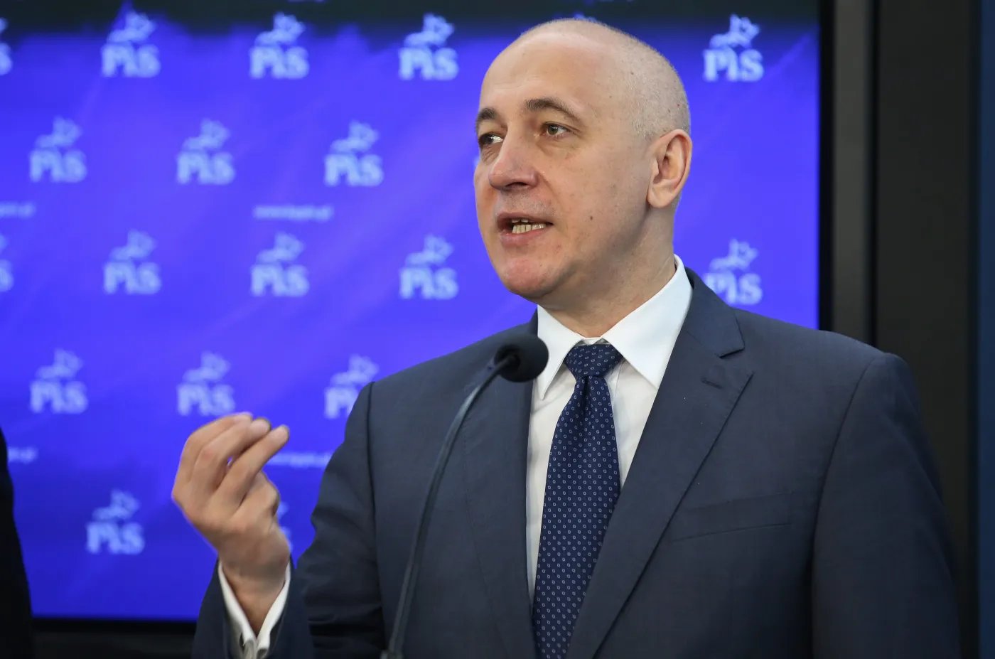 Joachim Brudziński: Nie oderwaliśmy się od bazy. Żadne zerwanie beretki nam nie grozi