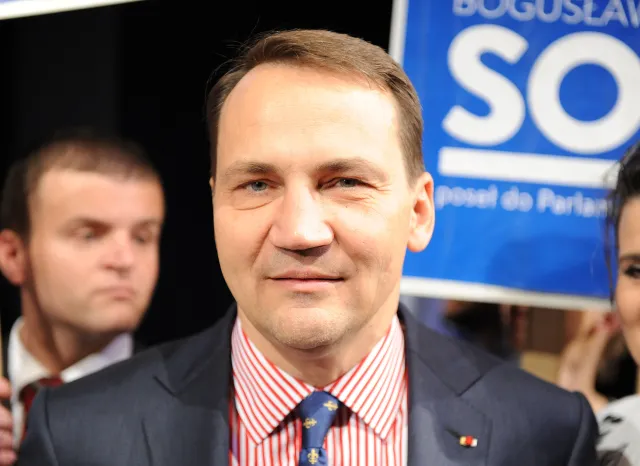 Nowe taśmy "Wprost": Sikorski o sojuszu polsko-amerykańskim i Nowak o długach PO