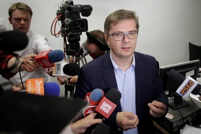Prokuratorzy przesłuchali Latkowskiego. Otrzymali kolejne nagrania