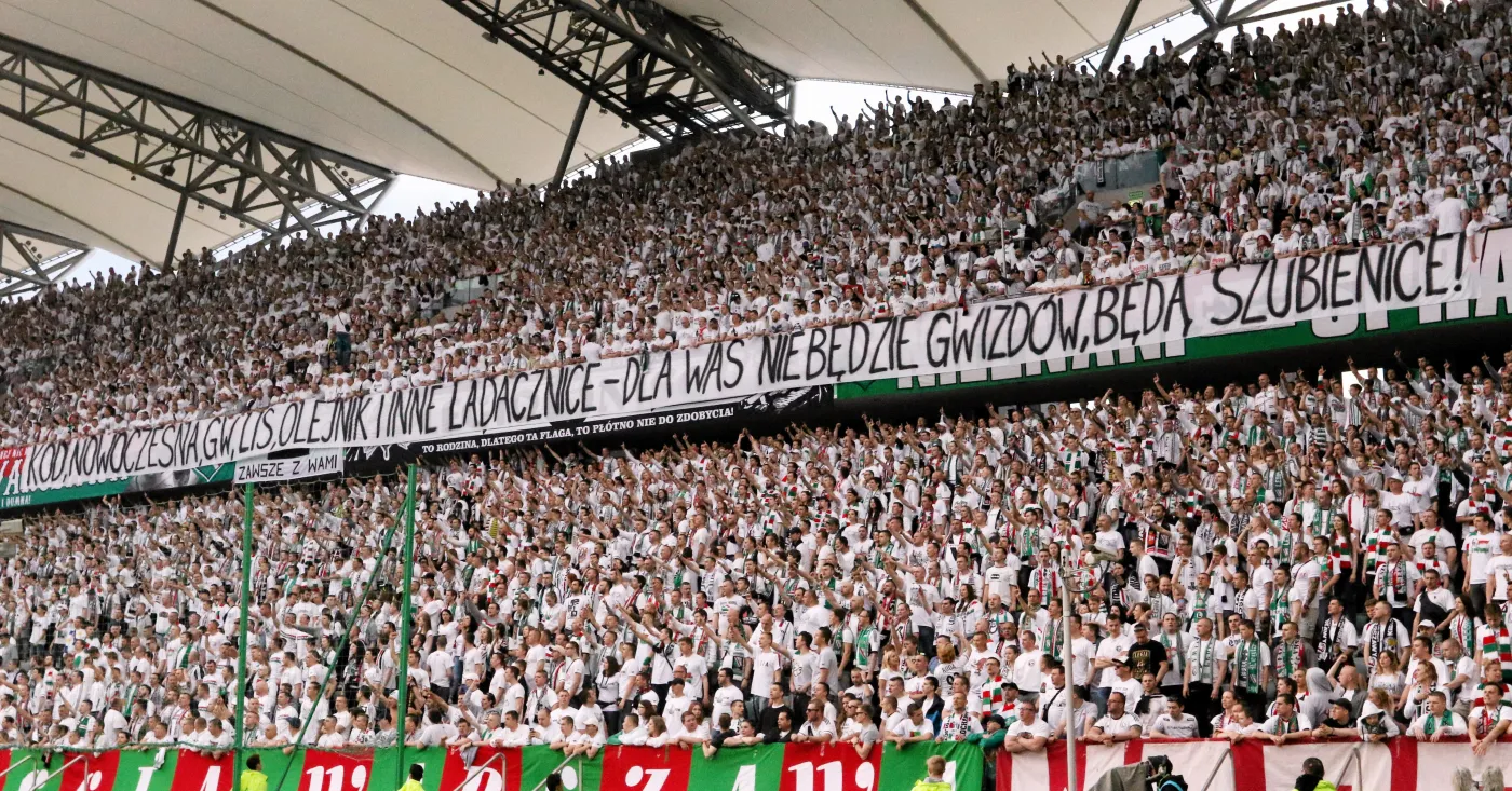 Legia transparent