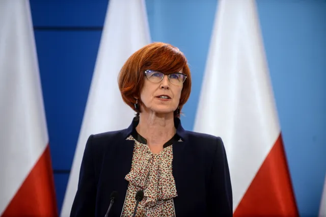 Rafalska: Kto chce mieć pracownika, musi płacić [WYWIAD]