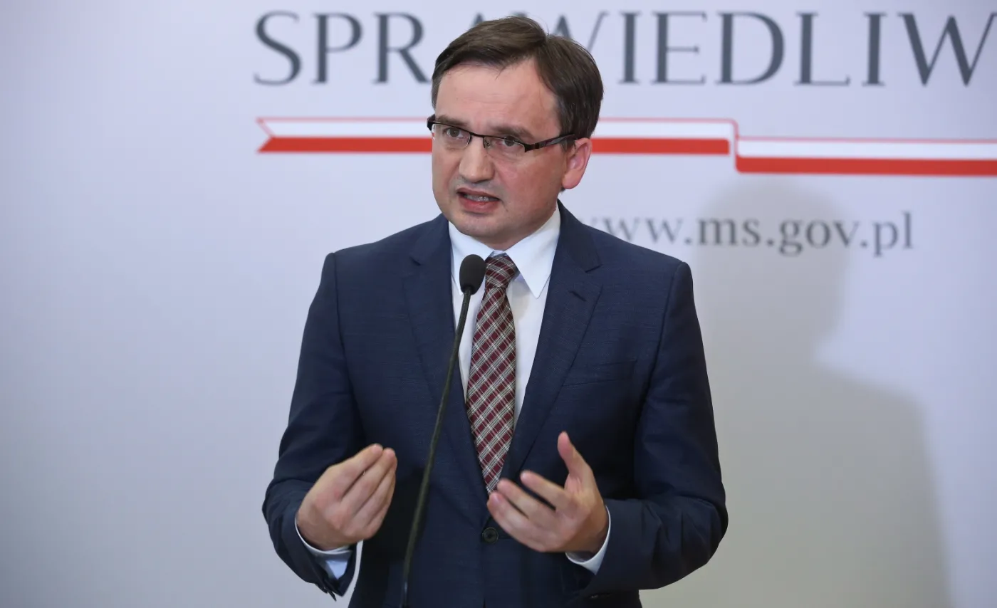Rząd: Trzy lata więzienia za polskie obozy