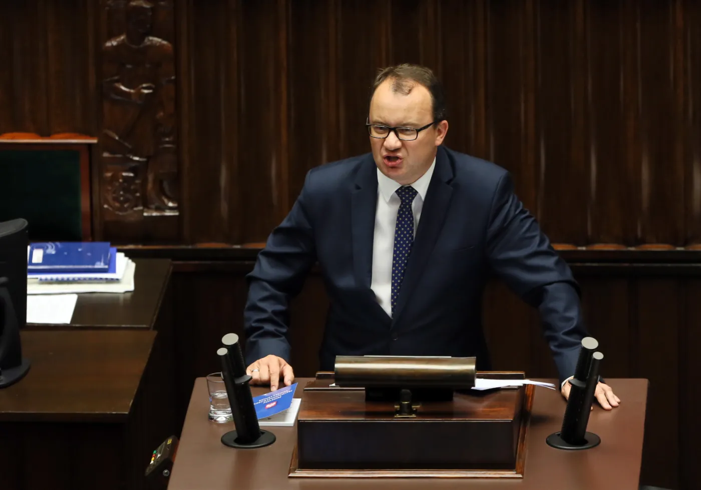Posłowie skrajnie oceniają pracę RPO Adama Bodnara. PiS i Kukiz'15 krytykują, PO i Nowoczesna uważają za wzór