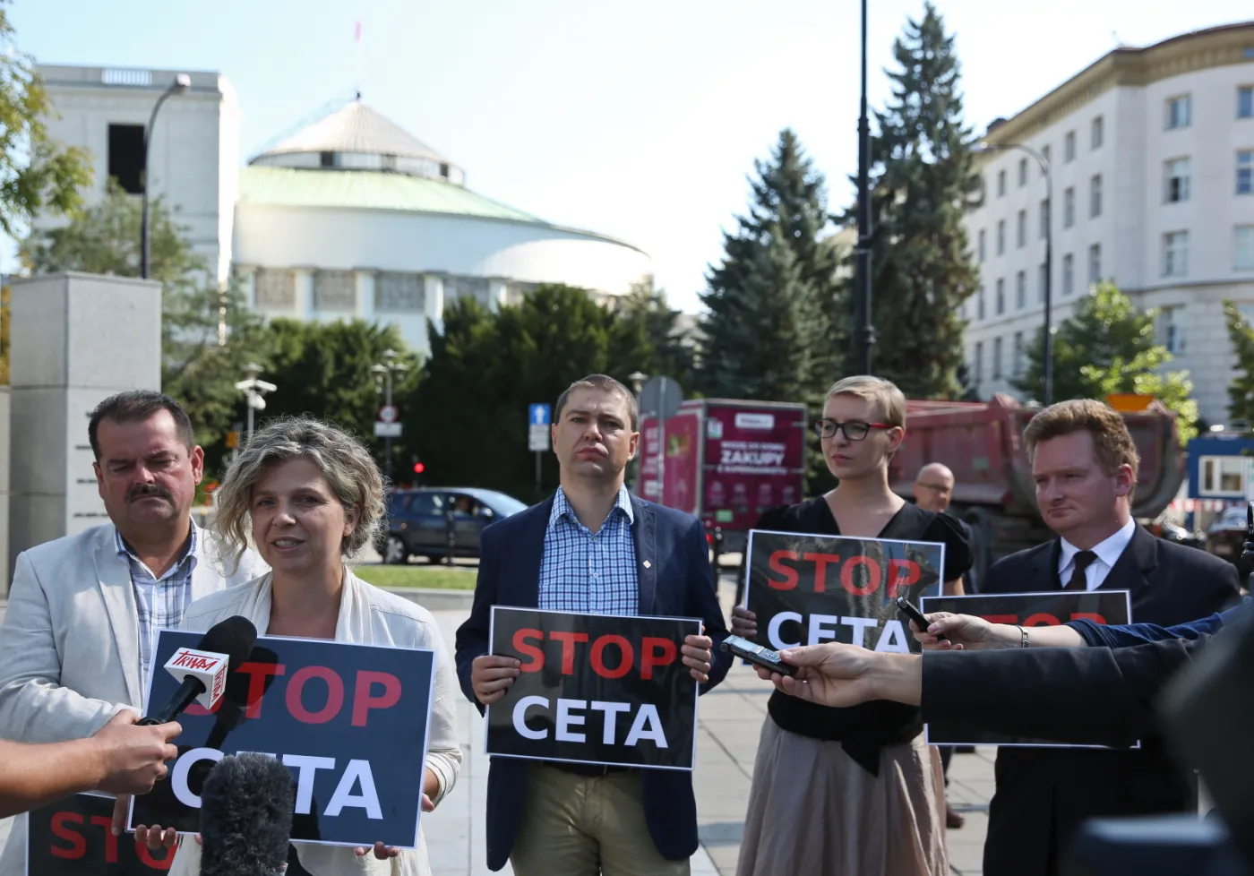2656660-konferencja-ceta.jpg