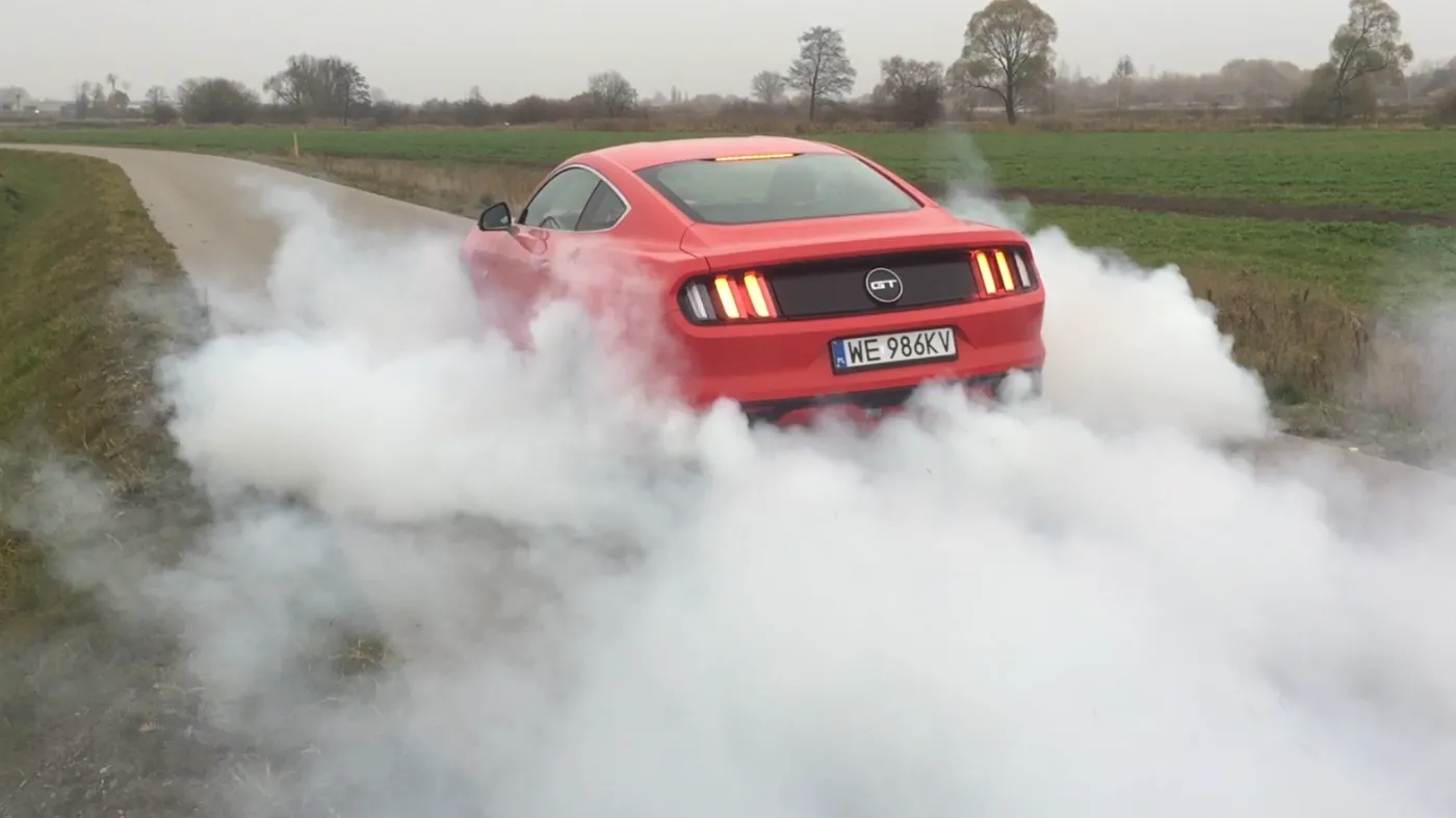 2367018-ford-mustang-gt.png