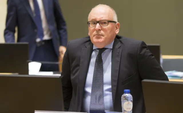 Timmermans: Większość państw UE za dalszymi pracami KE ws. Polski
