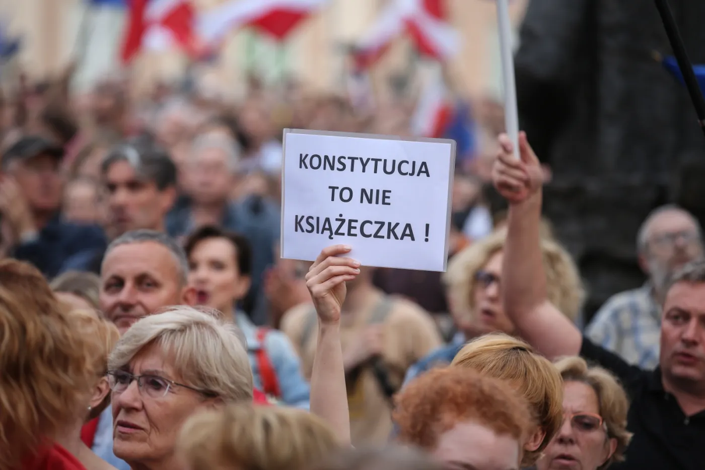PiS nadal rządzi w internecie