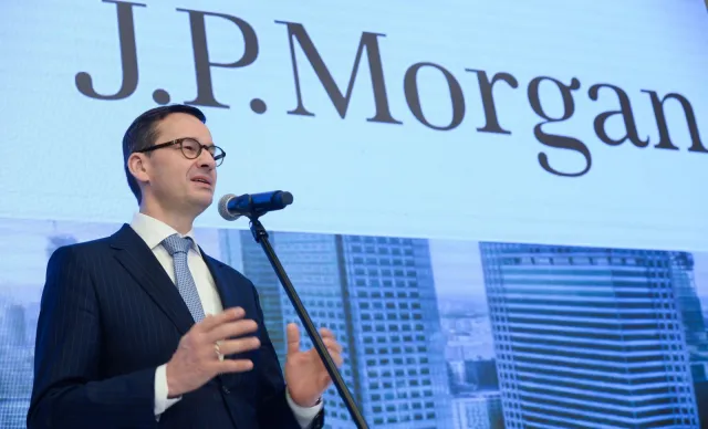 Morawiecki: Zakaz handlu w co drugą niedzielę to "dobry kompromis"