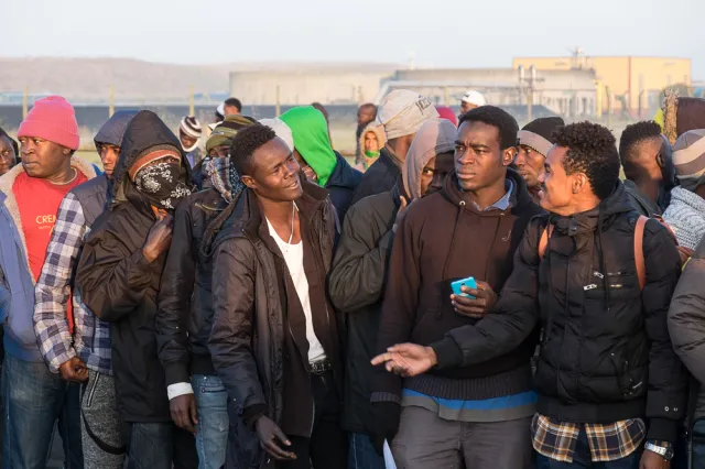Francja: Sąd nakazał władzom zatroszczyć się o migrantów w Calais