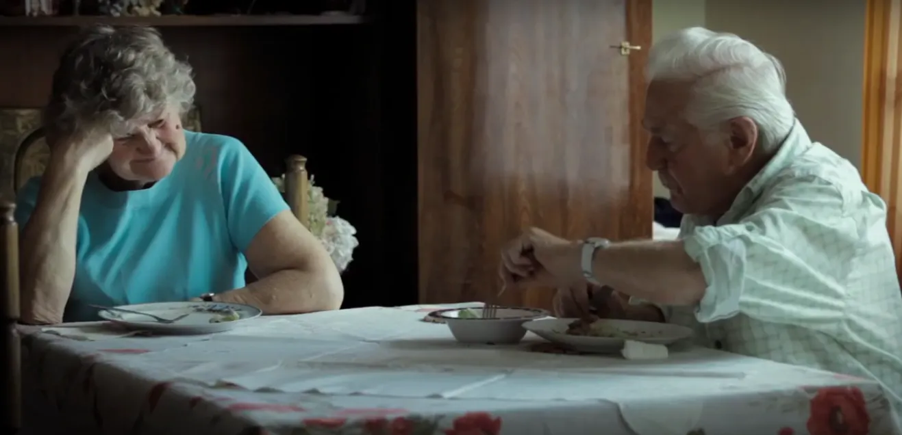 Kadr z filmu "Więzi"