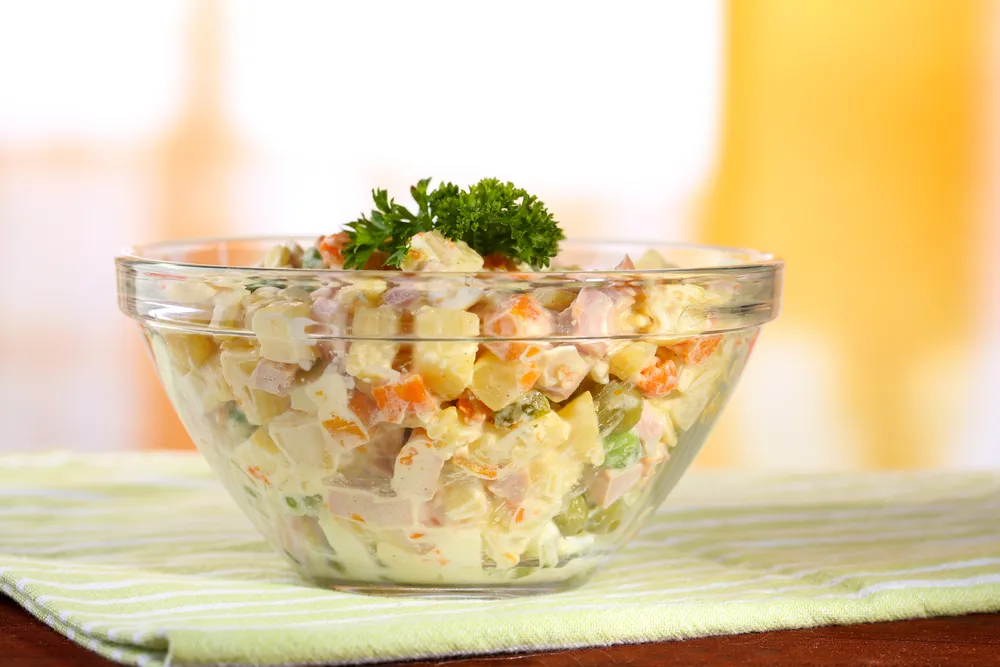 2764807-salatka-jarzynowa.jpg