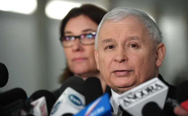 Kaczyński: Oczywiście satyrycy mogą robić co chcą, mamy wolność