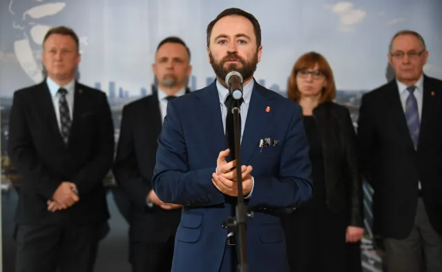 Olszewski: Projekt ws metropolii warszawskiej powinien być rządowy nie poselski