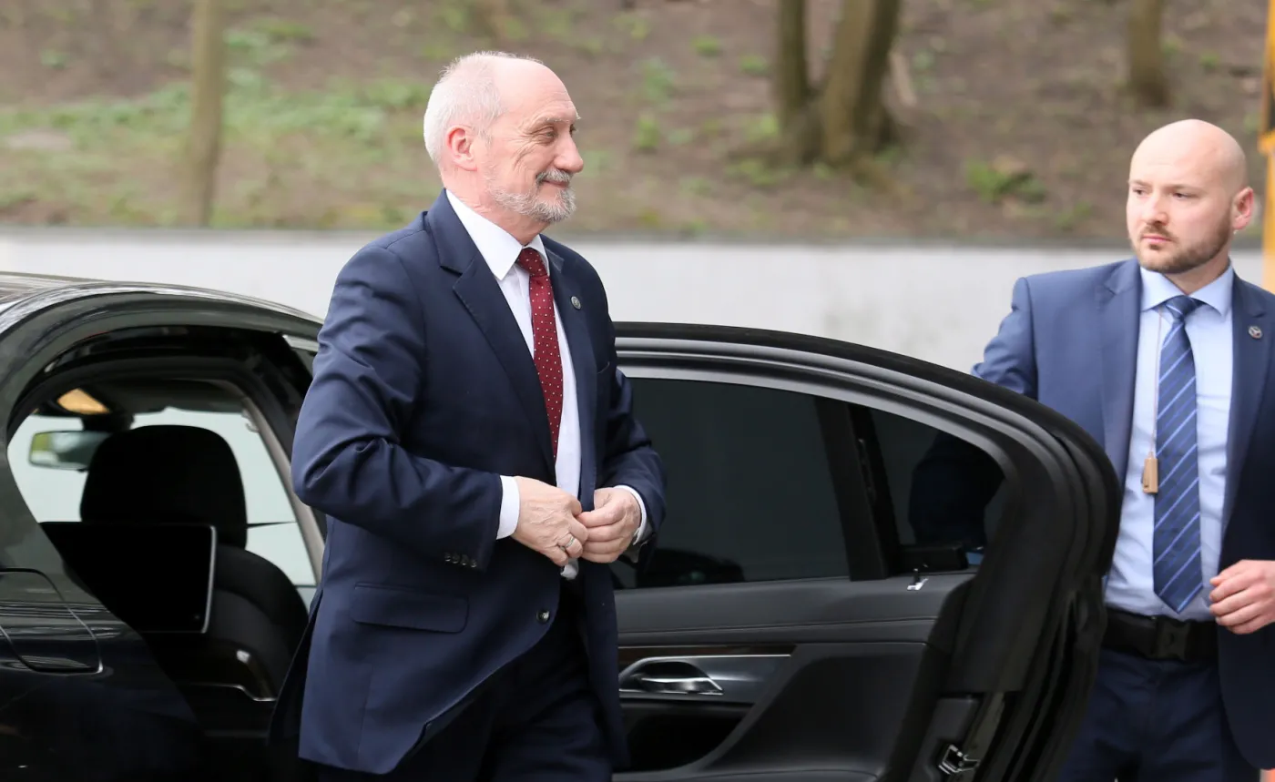Macierewicz: Korespondencja między szefem MON a prezydentem bywała dużo intensywniejsza